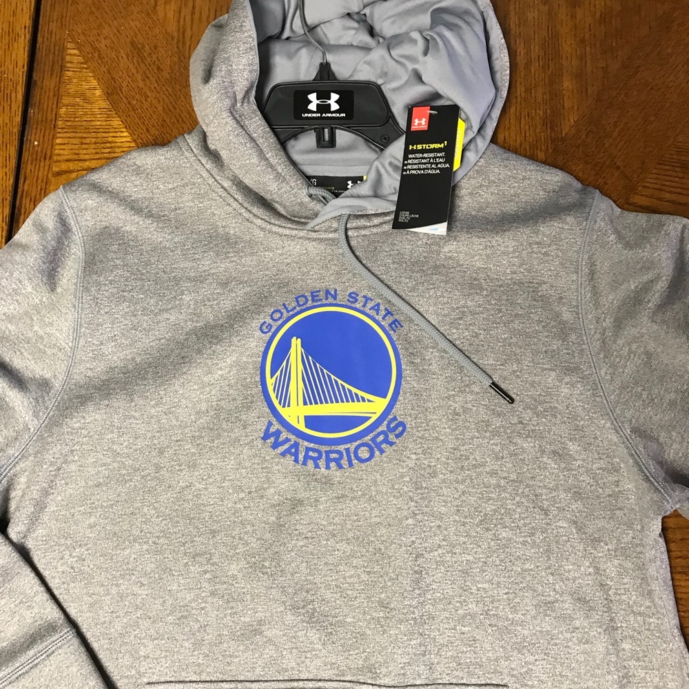 Under Armour fleece hood